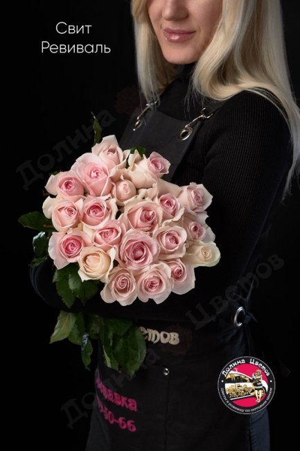 Букет из Розы Свит Ревиваль  (высота  40см)