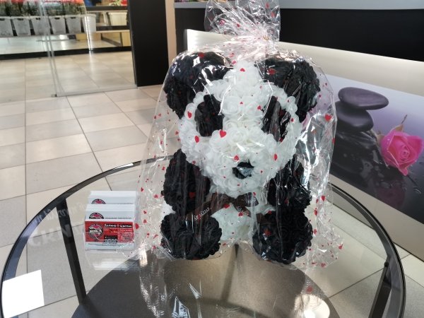 Панда из роз 40 см