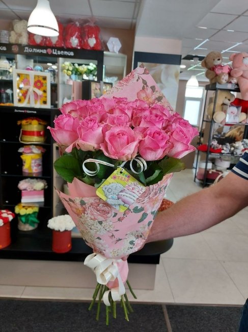 Роза Кэнди аваланж. Букет из 21 розы. Высота 70 см