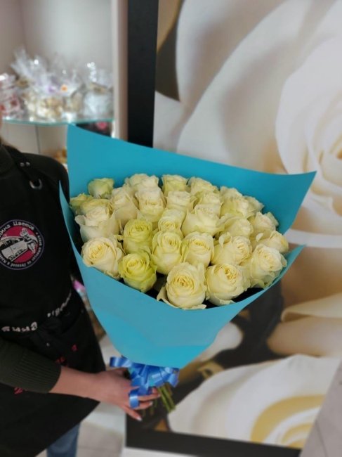 Роза Ивана. Букет из 35 роз. Высота 60 см