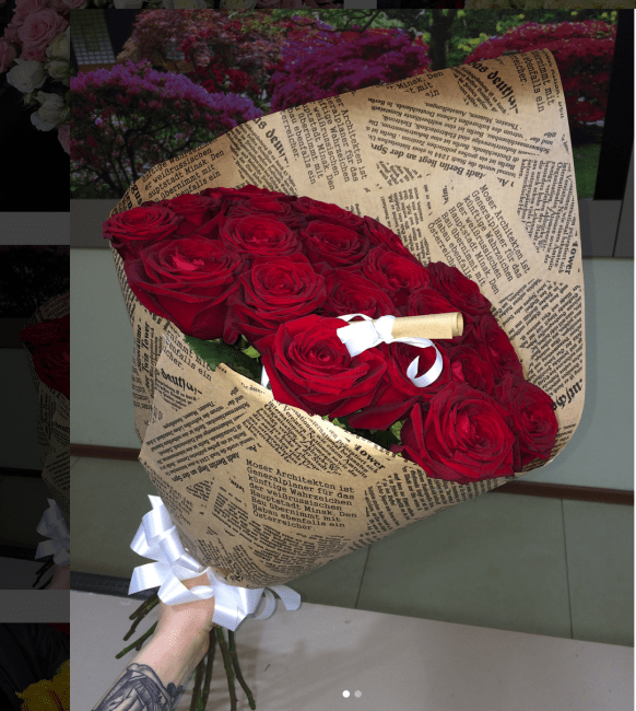 Роза Ред Наоми (красная). Букет из 21 розы. Высота 80 см