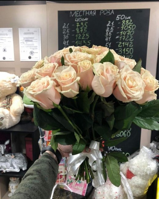 Роза Талея. Букет из 51 розы. Высота 50 см